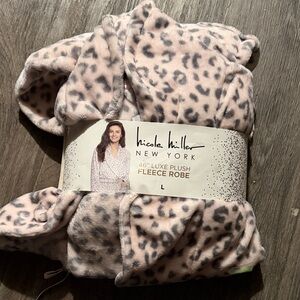 Nicole Miller Pink and Gray Leopard Fleece Robe